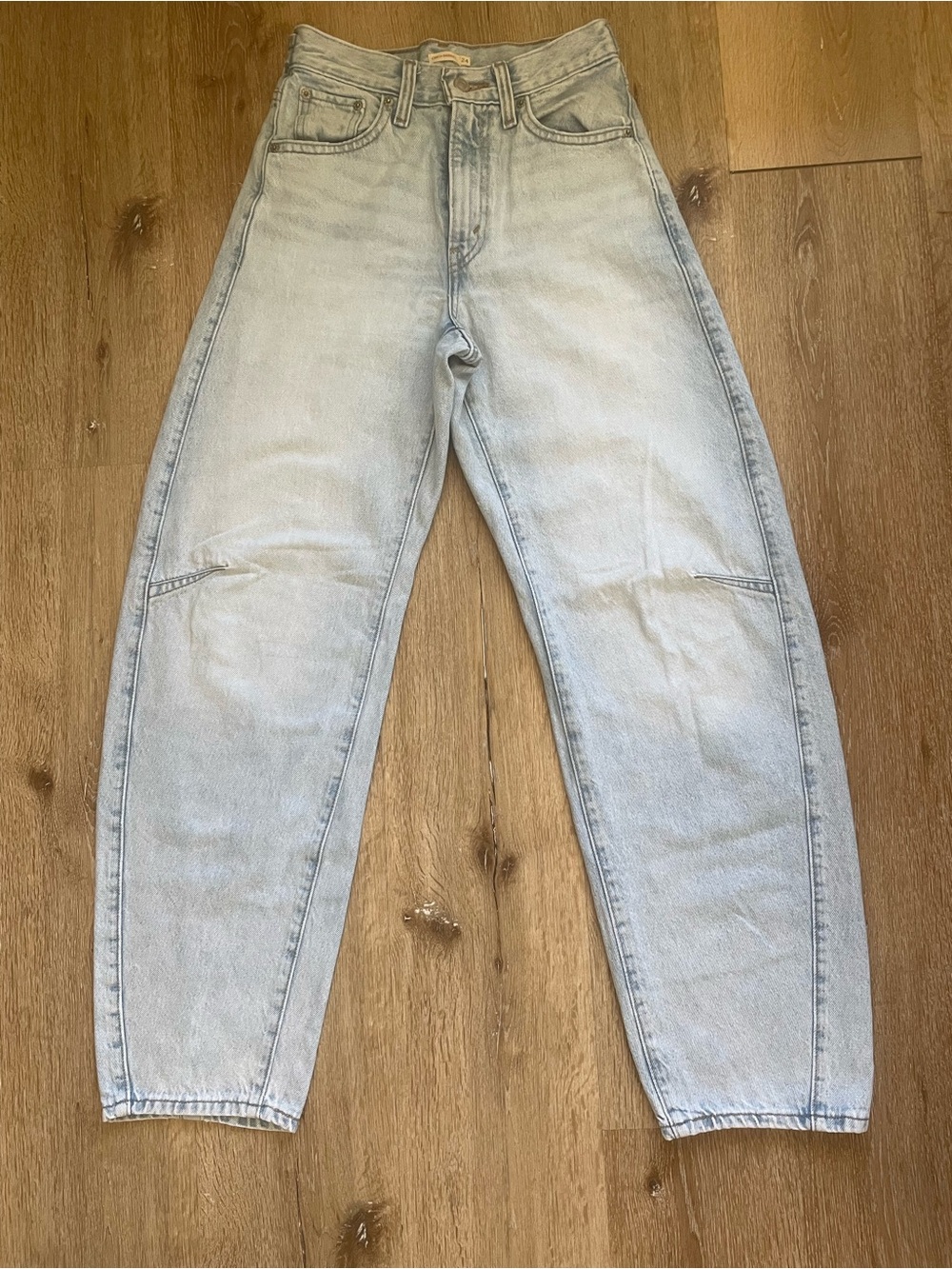 Jeans Subcategory Classification - Picture 3 of 4